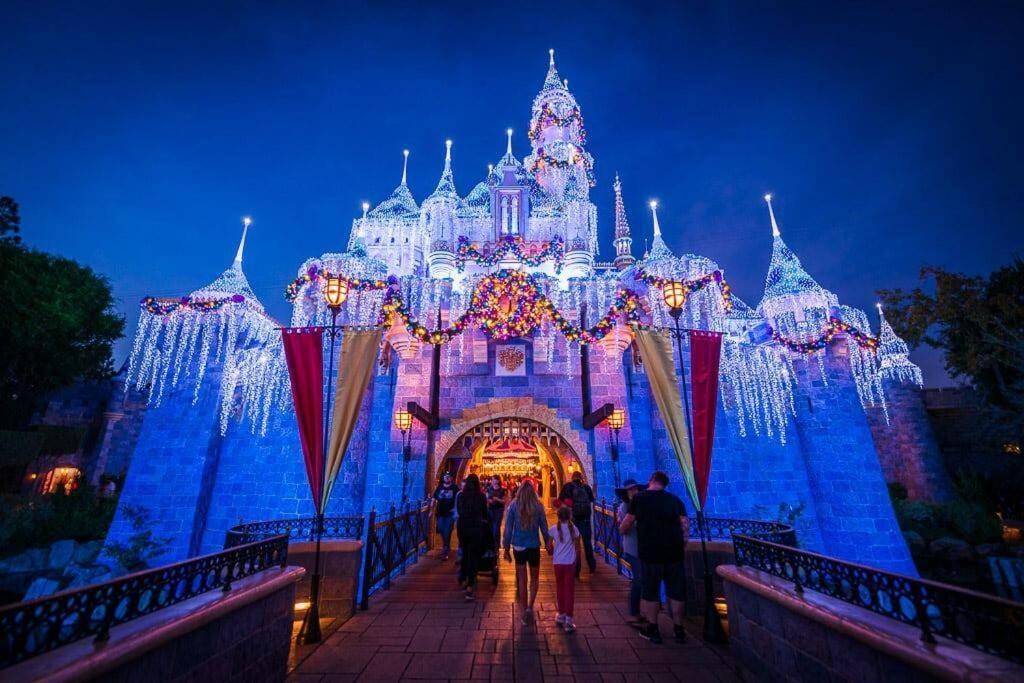 2 Miles To Disneyland -Free Parking! In Anaheim Ca Экстерьер фото